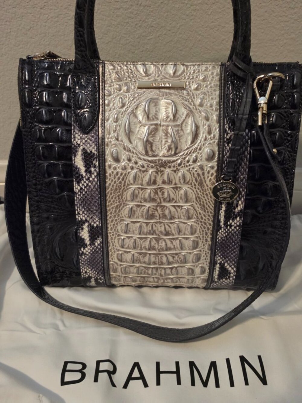 Brahmin Caroline (Large)